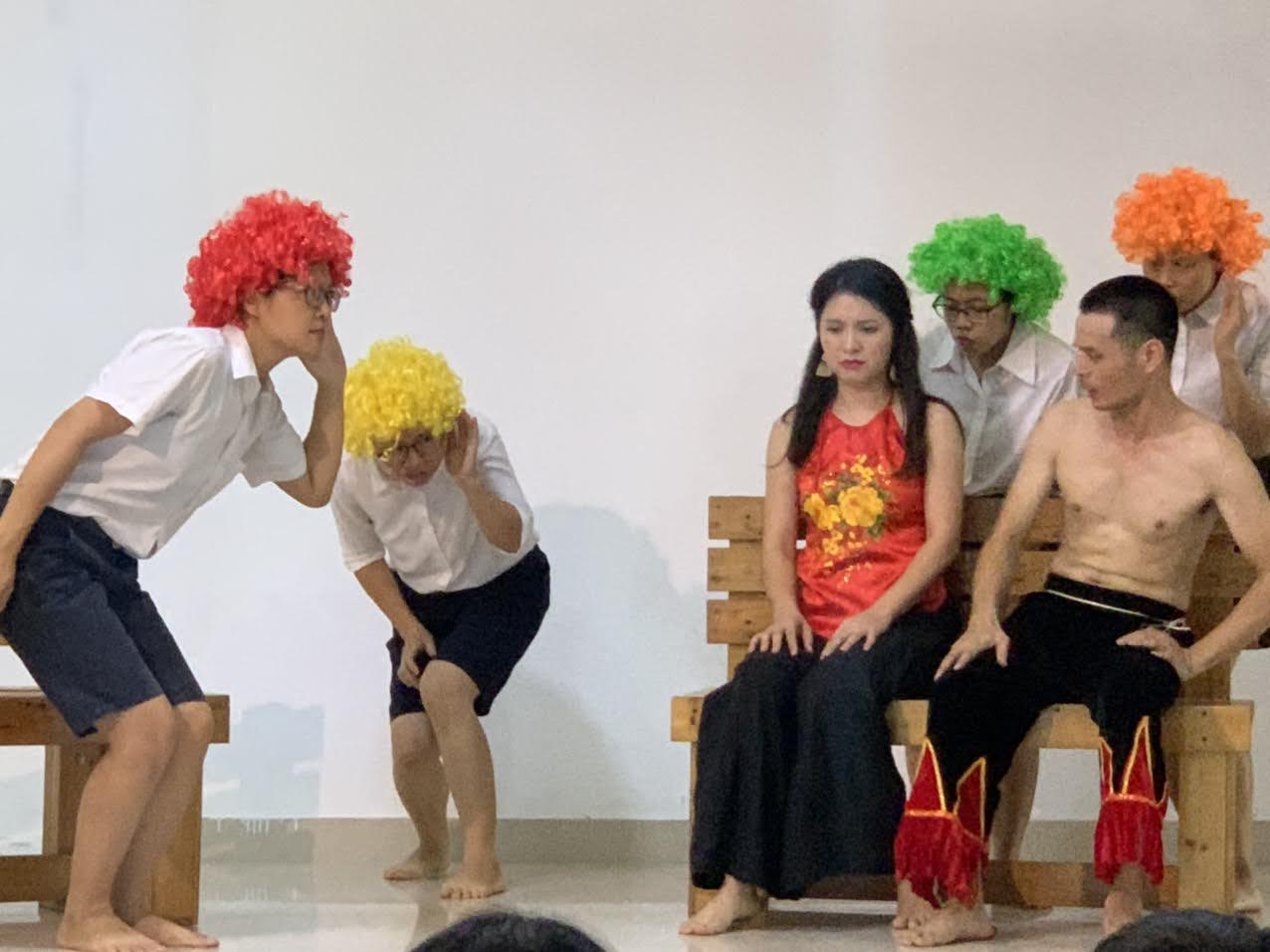 Review: Kịch Ngộ Nhận